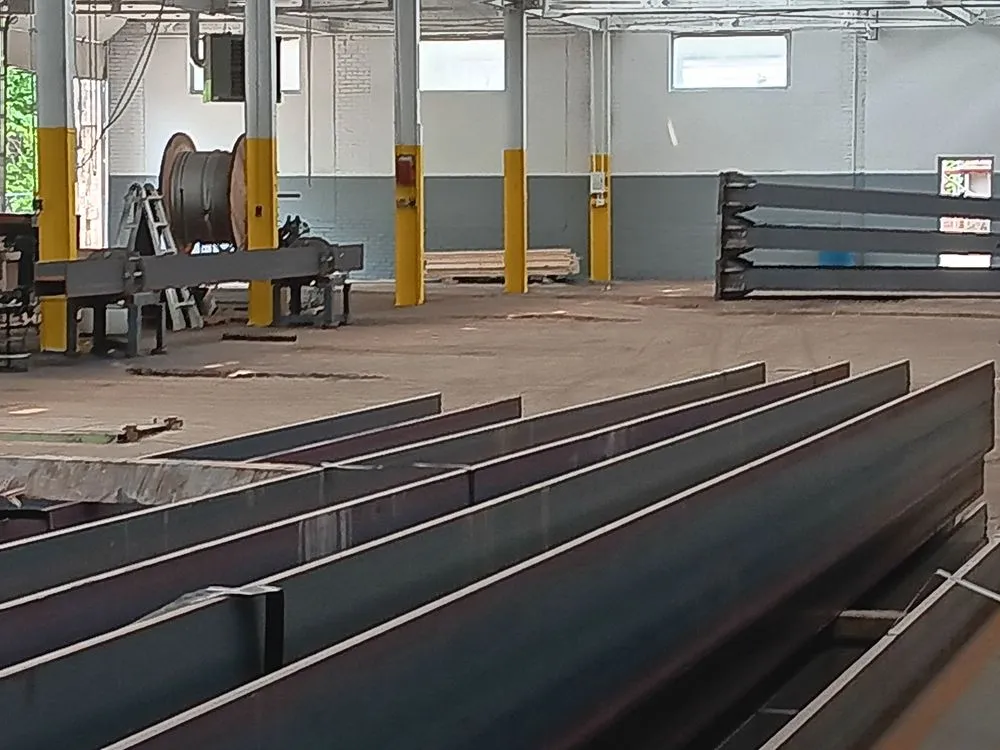 Slide of Danny Yoder repairs