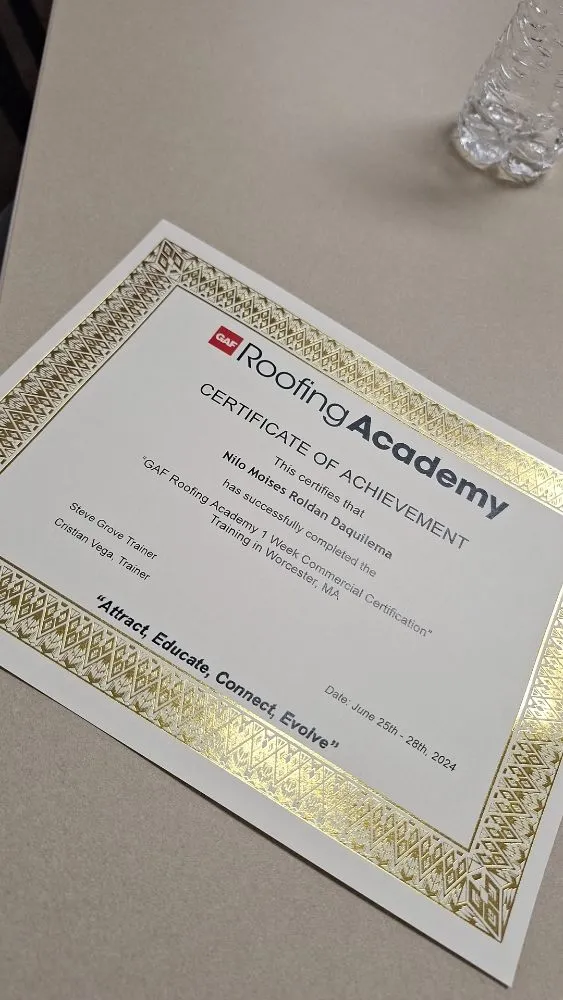 Slide of Dannylo Contractor