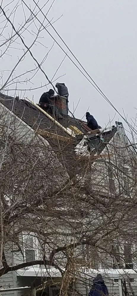 Slide of Danny's Roofing