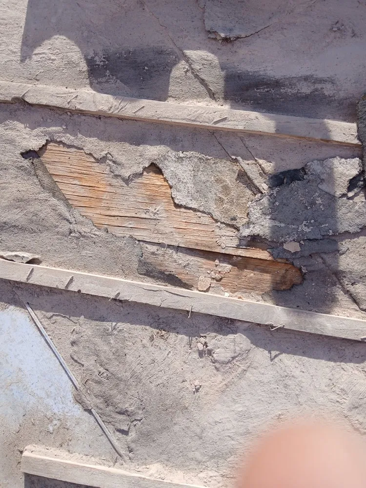 Slide of Danny's Roofing Service