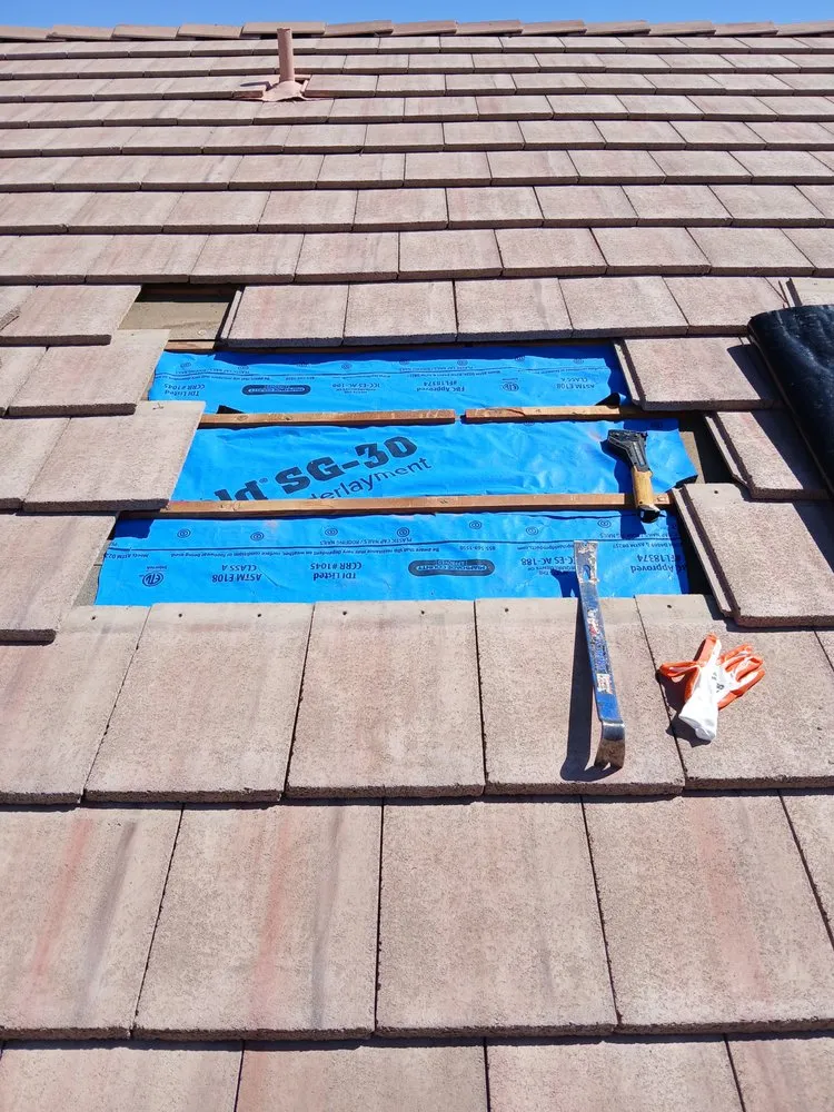 Slide of Danny's Roofing Service