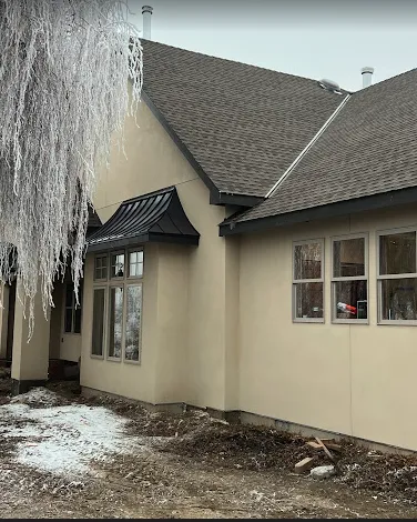 Slide of Dans Roofing