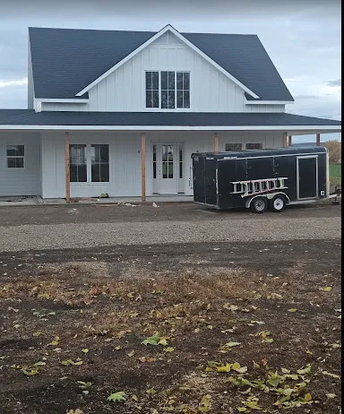 Slide of Dans Roofing