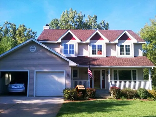 Slide of Dan's Roofing