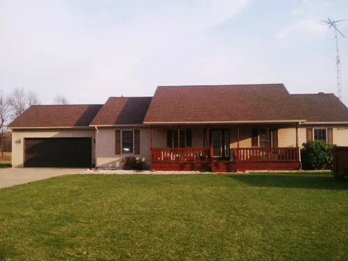 Slide of Dan's Roofing