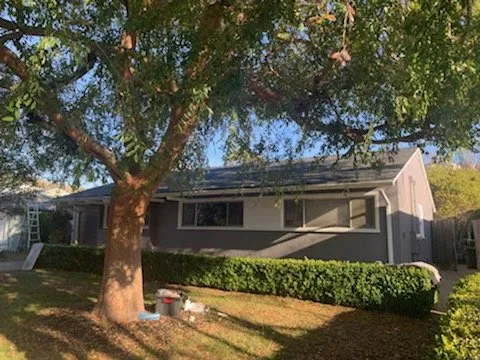 Slide of Darah Roofing