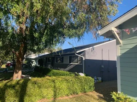 Slide of Darah Roofing