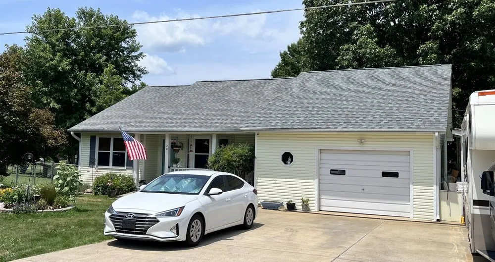 Slide of Darrell Davis Roofing