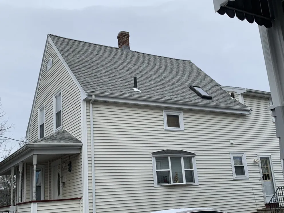 Slide of Dasilva Roofing