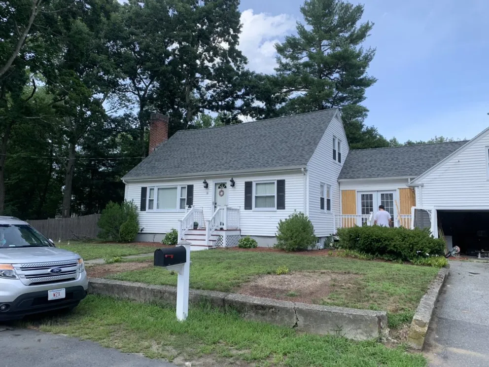 Slide of Dasilva Roofing