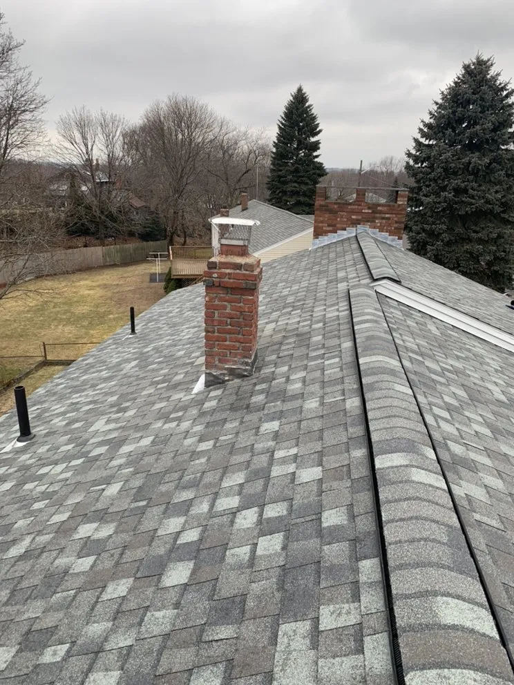 Slide of Dasilva Roofing