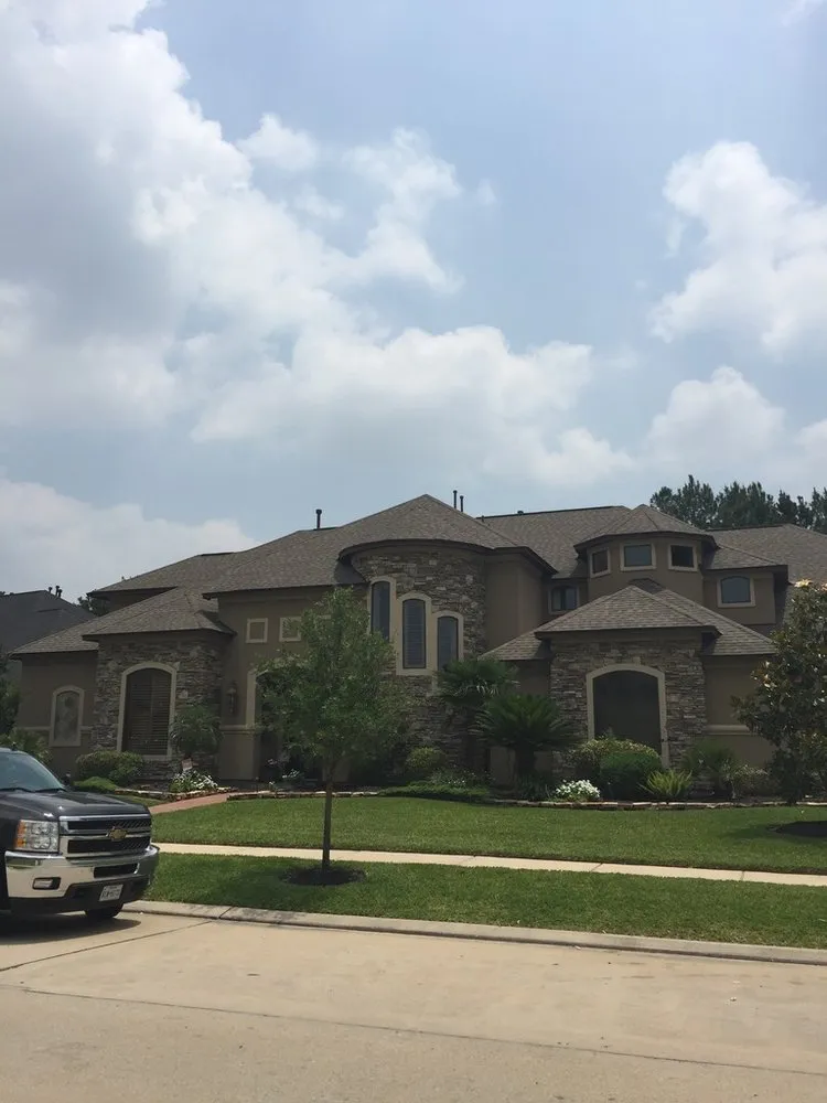 Slide of Dav Roofing & Construction