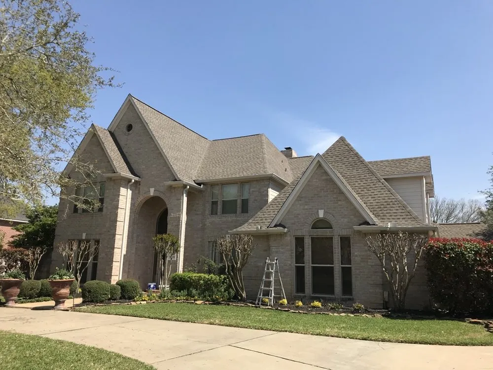 Slide of Dav Roofing & Construction