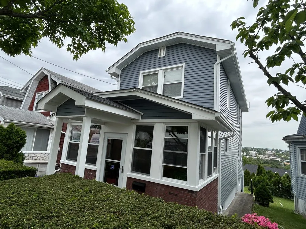 Slide of Dave Construction