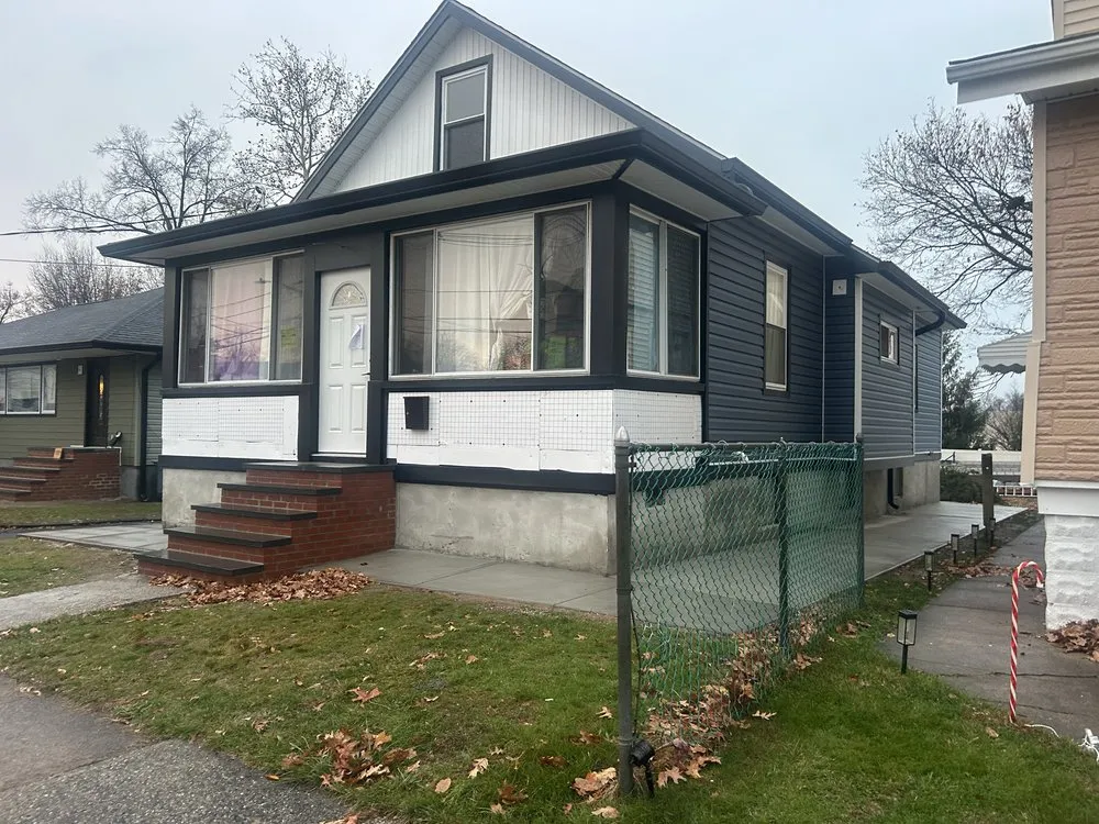 Slide of Dave Construction