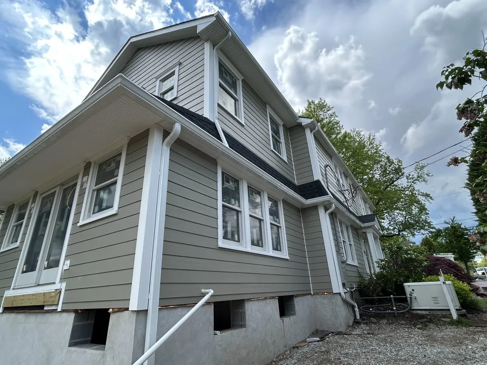 Slide of Dave Construction