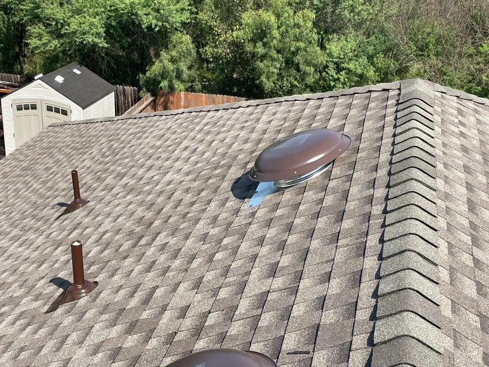 Slide of Daveo’s Roofing