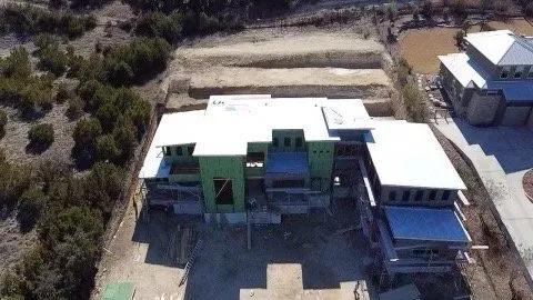 Slide of Daveo’s Roofing