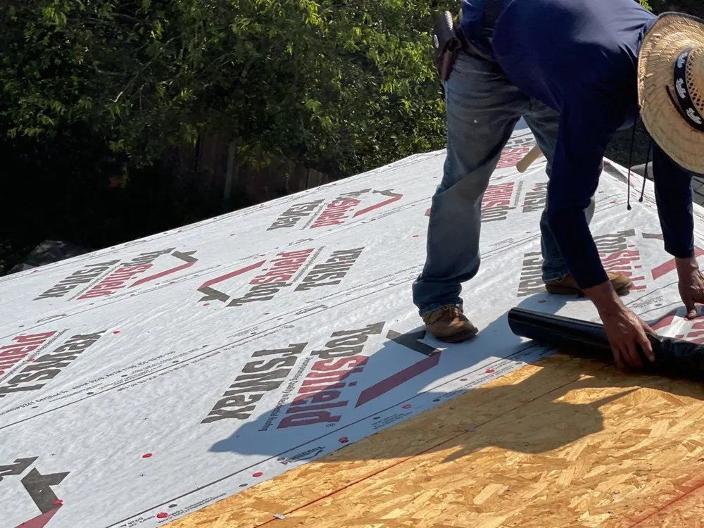 Slide of Daveo’s Roofing