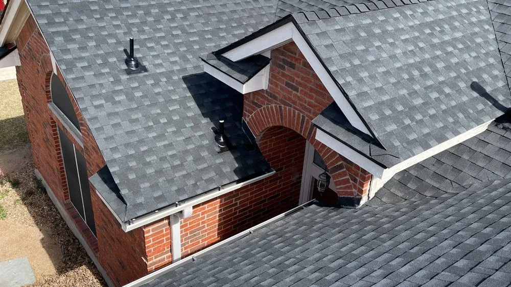 Slide of Daveo’s Roofing