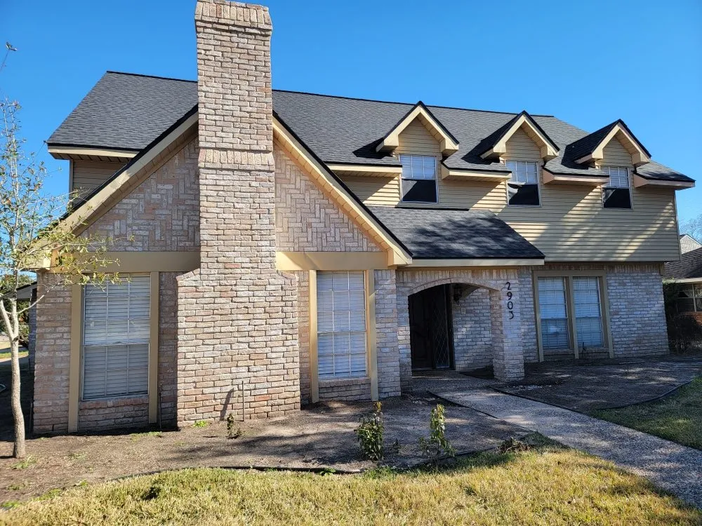 Slide of Dave's Discount Roofing