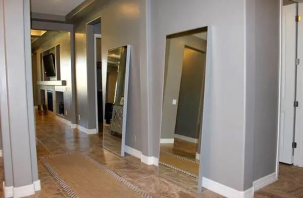 Daves Painting Interior/Exterior Logo