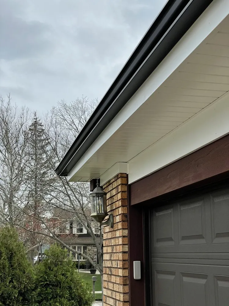 Slide of Dave's Roofing - Tuckpointing - Windows