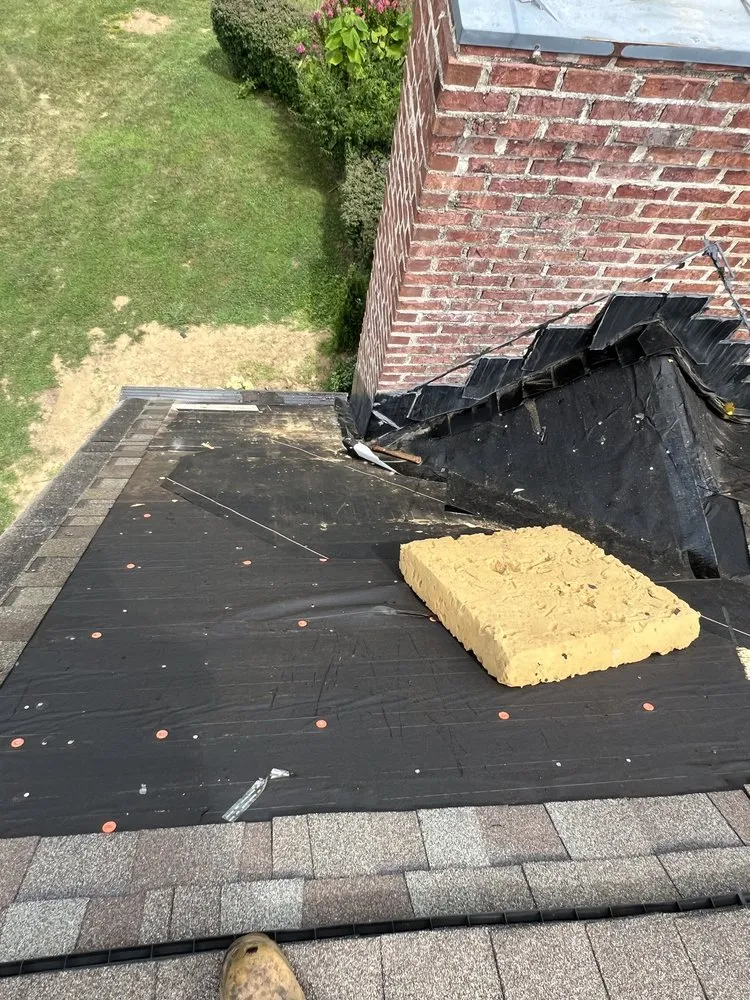 Slide of Dave's Roofing & Repairs