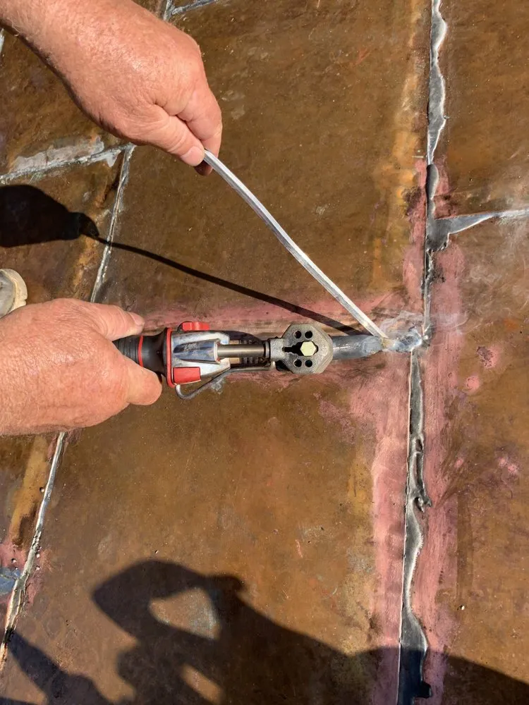 Professional roof installation experts serving Moore, SC - Daves Roofing