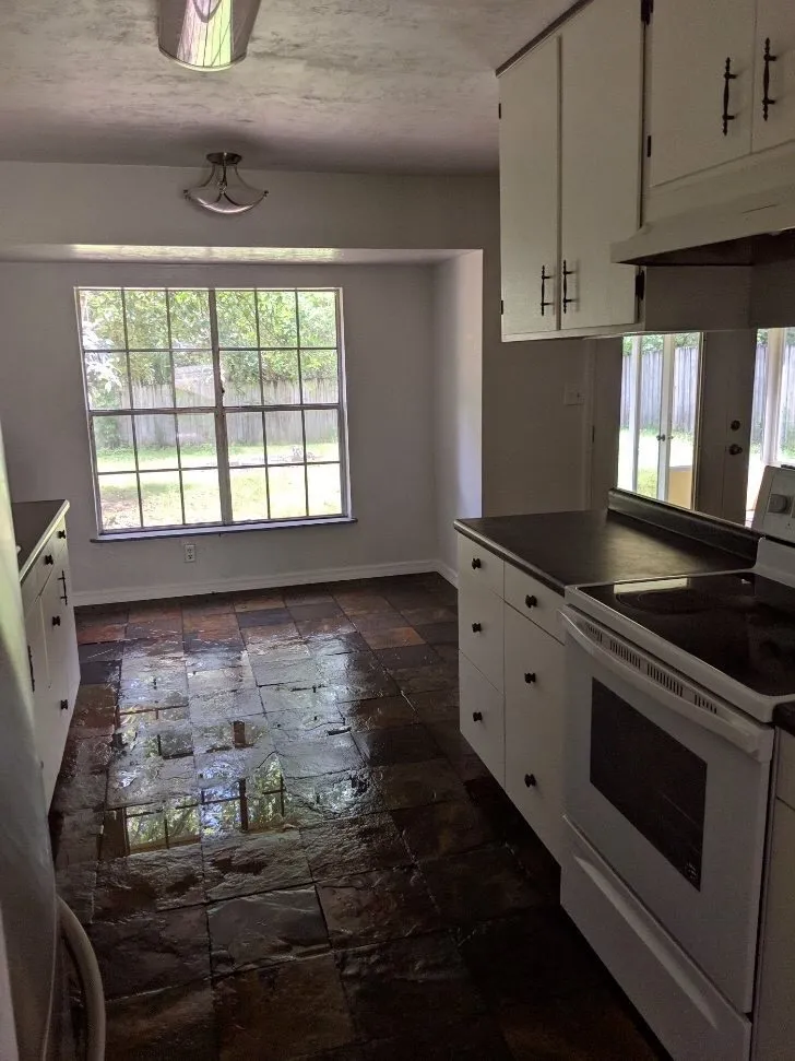 Slide of Dave's Roofing