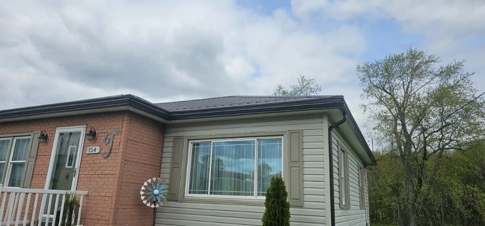 Slide of Daves Seamless Gutters & Contracting