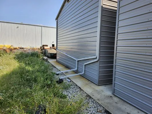 Daves Seamless Gutters & Contracting