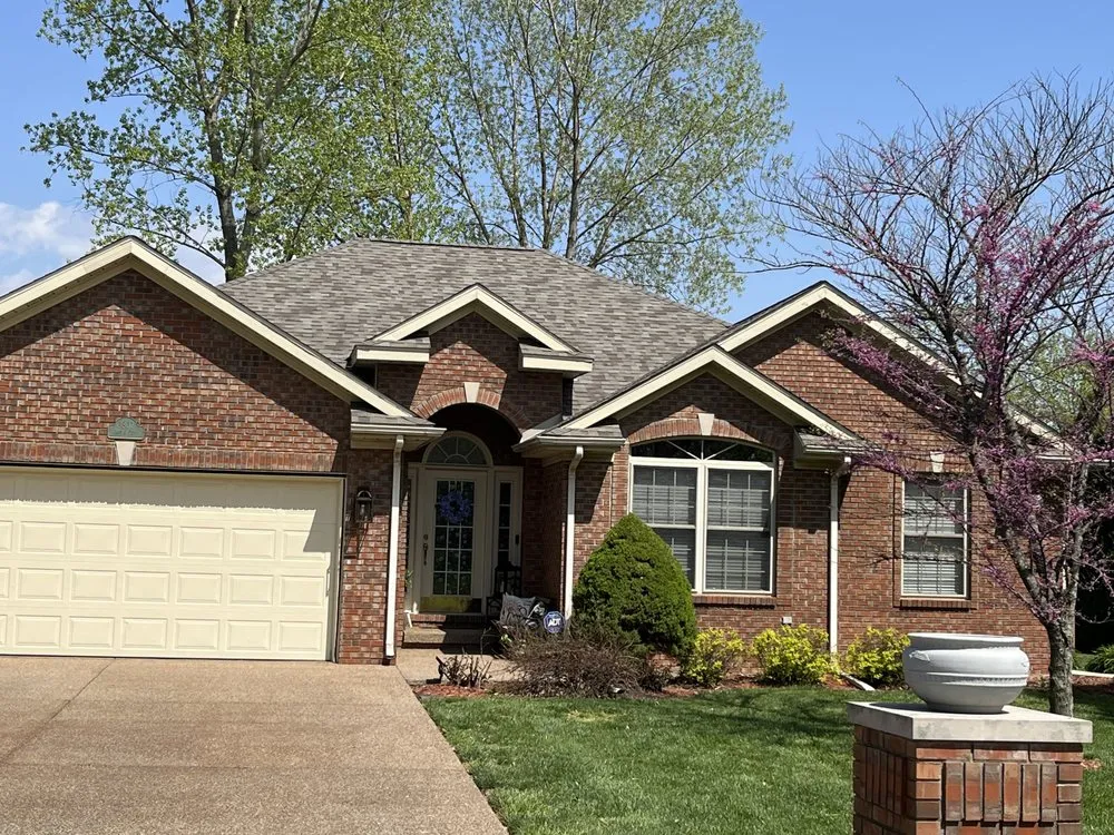 Trusted residential roofing service in West Salem, IL - David Brown Construction