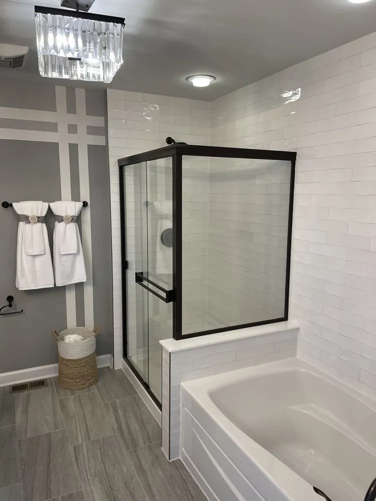 Slide of David Leve Construction