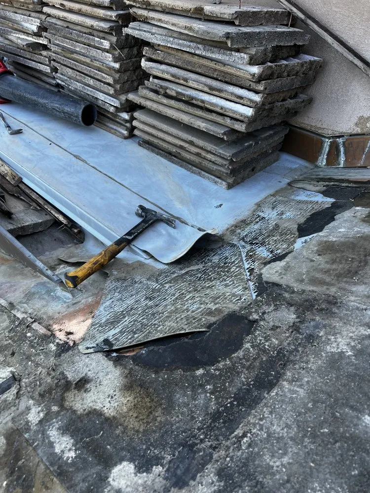 Slide of David Roofing & Gutter Repair