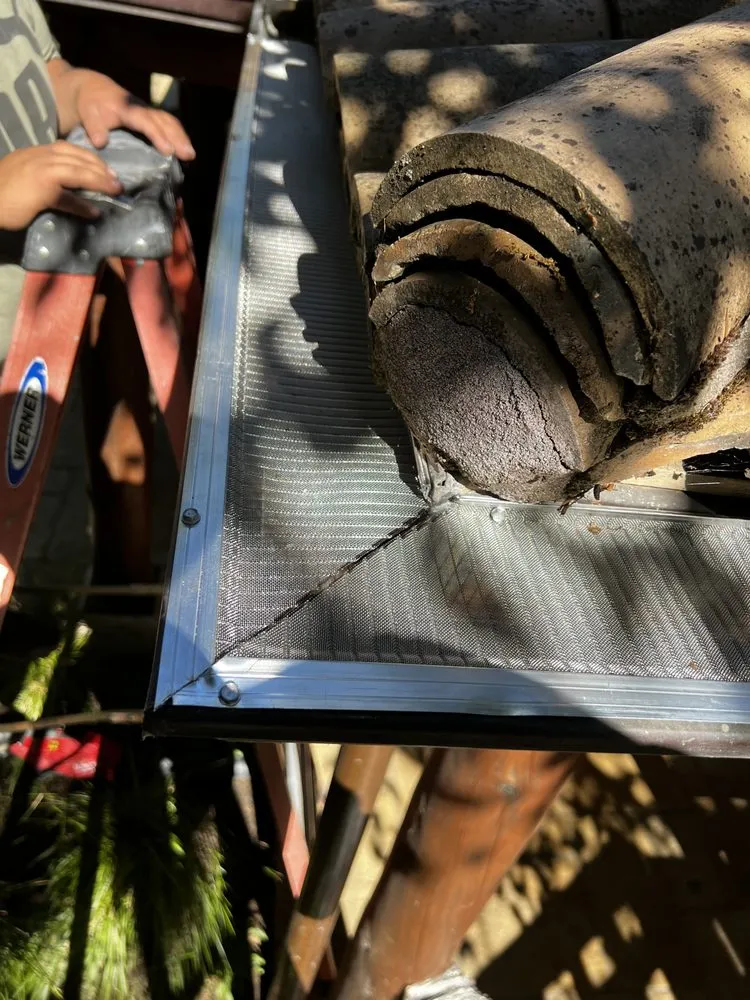 Slide of David Roofing & Gutter Repair