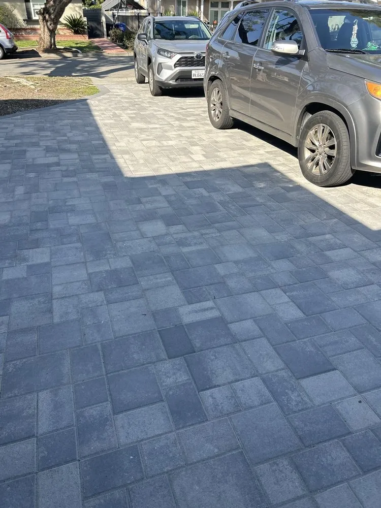 Slide of David Star Construction