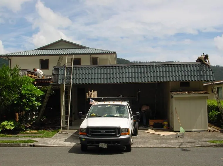 Slide of David's Custom Roofing & Painting