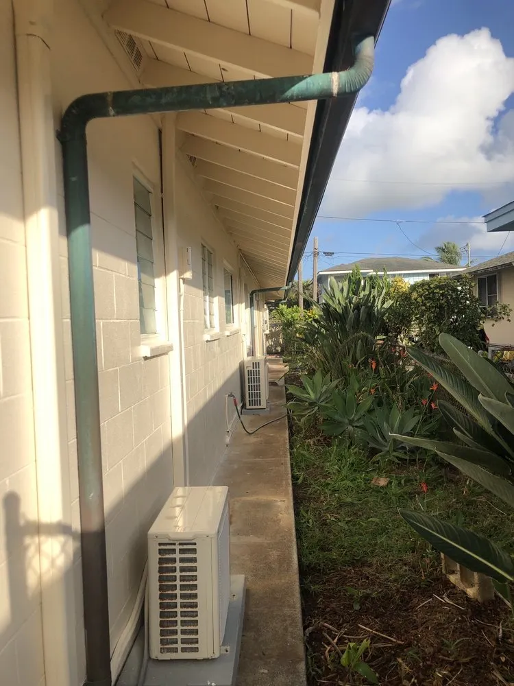 Slide of David's Custom Roofing & Painting