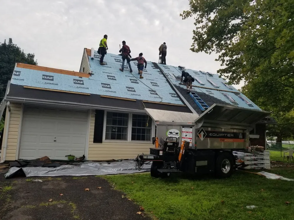 Reliable shingle roofing service experts serving Fariless Hills, PA - DaVinci Construction