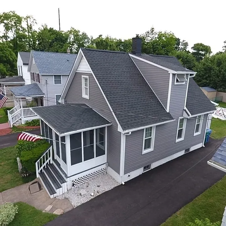 Trusted residential roofing service experts serving Fariless Hills, PA - DaVinci Construction
