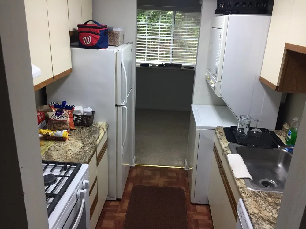 Slide of Davis Contracting