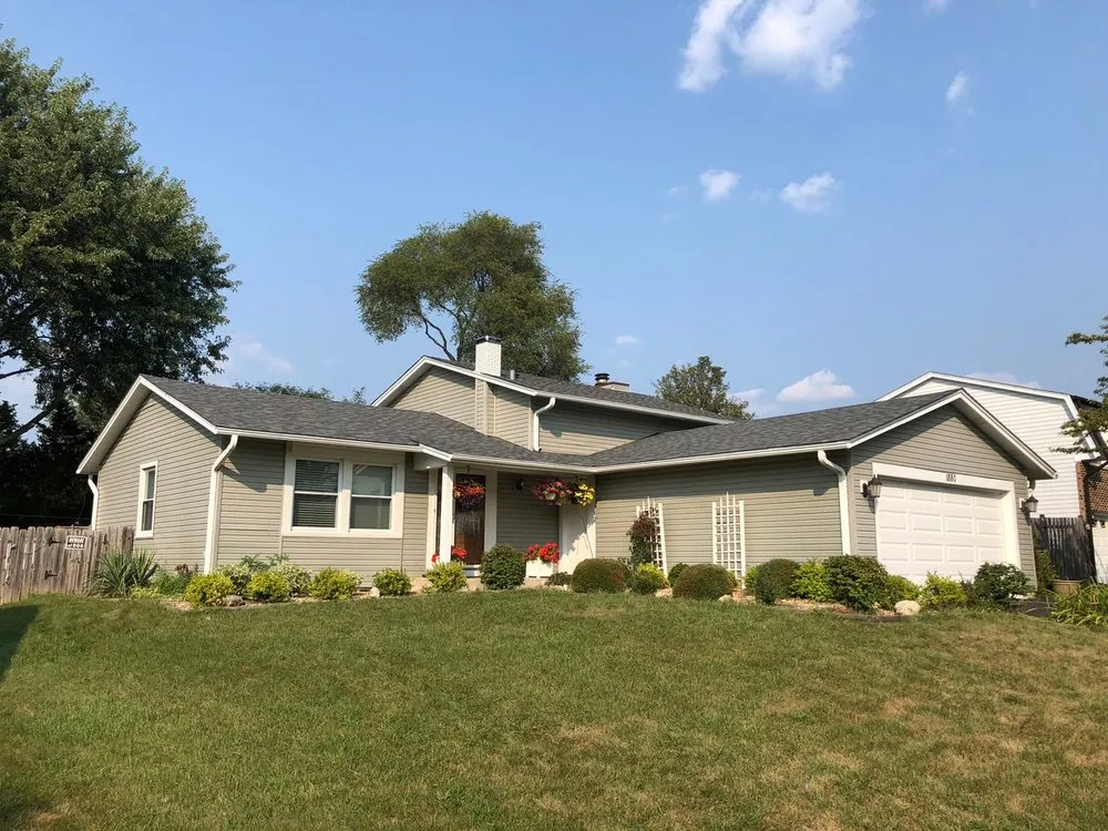 Slide of Davis Roofing & Construction