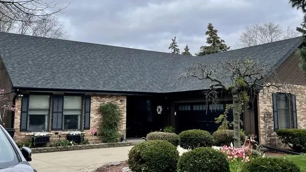 Davis Roofing & Construction