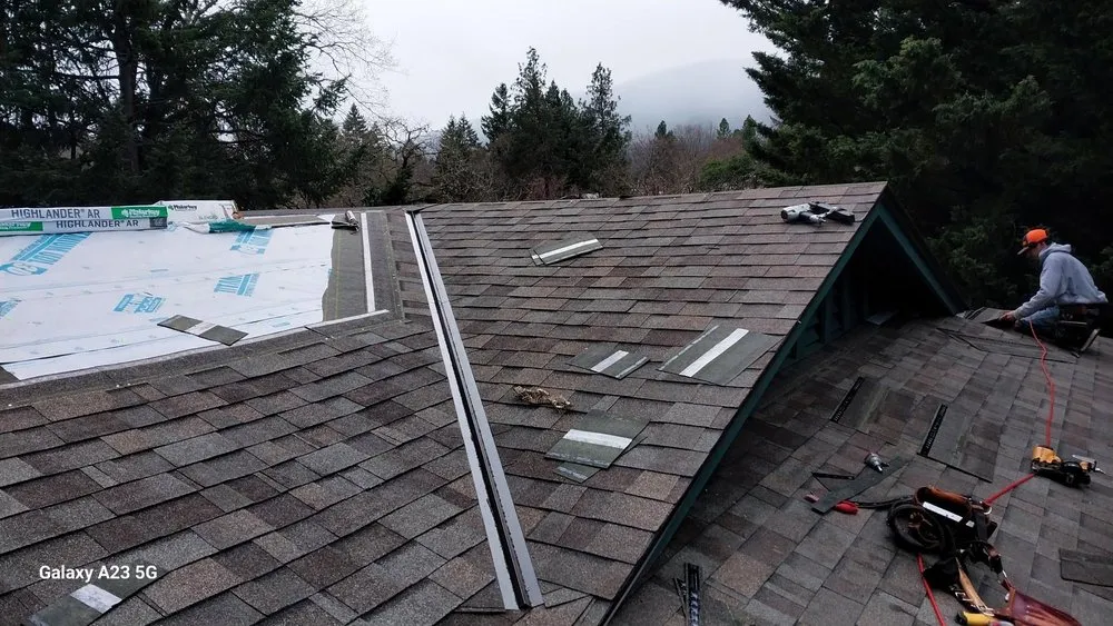 Slide of Davis Roofing and Construction