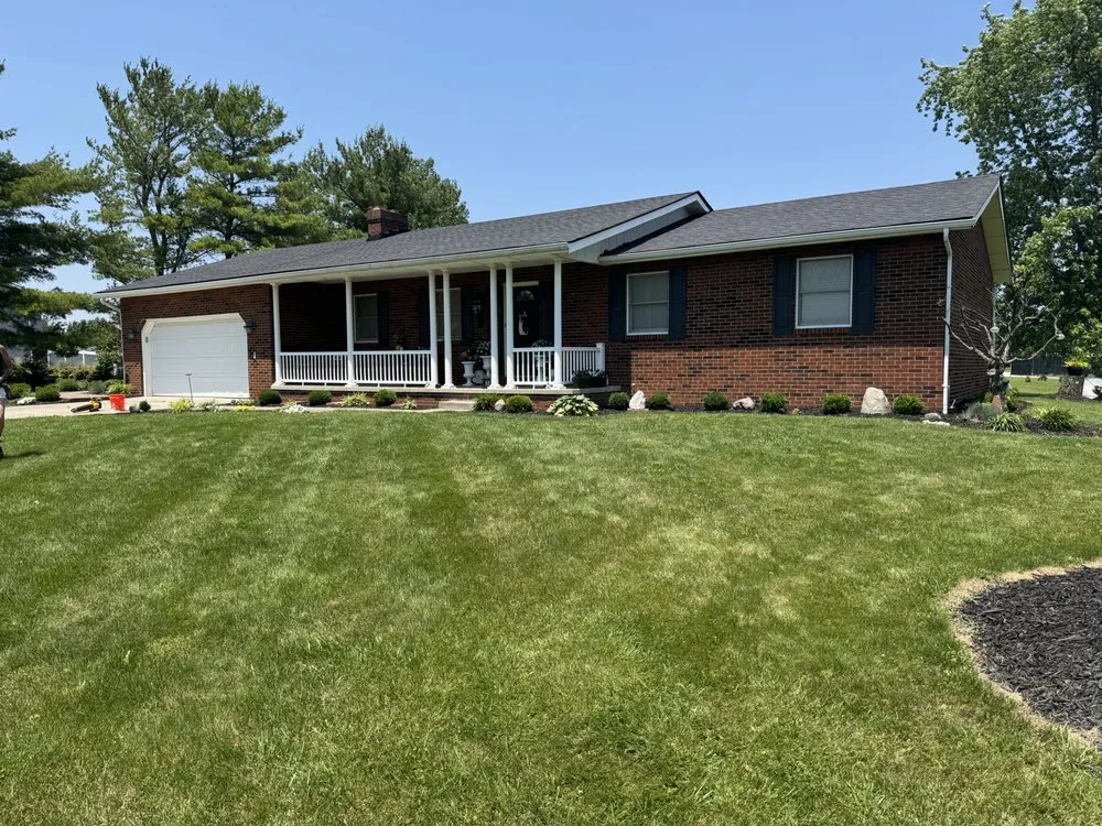 Slide of Davis Roofing Enterprises