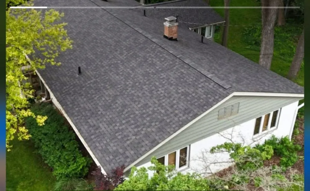 Slide of Davis Roofing Enterprises