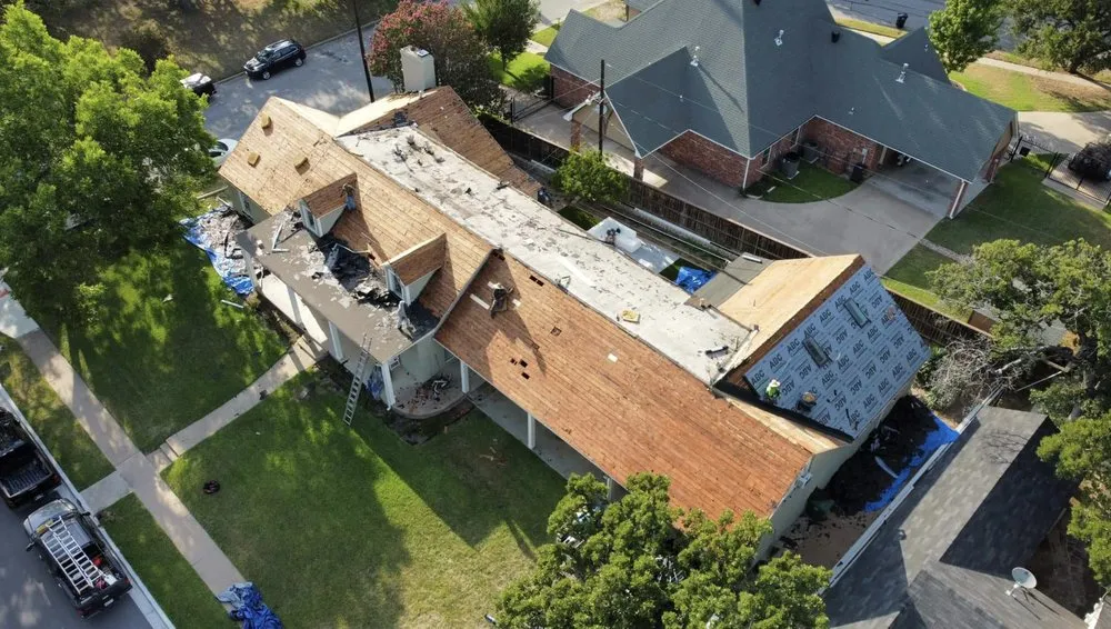 Slide of Davis Roofing Solutions