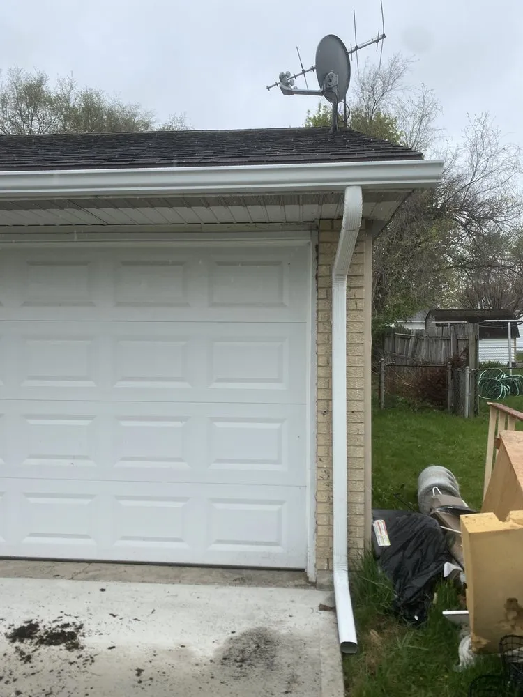 Slide of Dayton spouting & siding