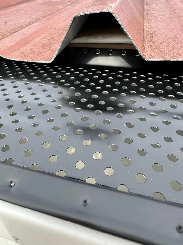 Slide of D&B Contractors